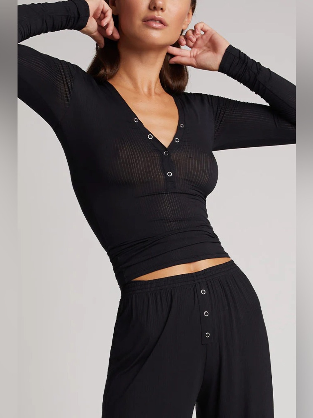 Negative Whipped Henley in Black Size S